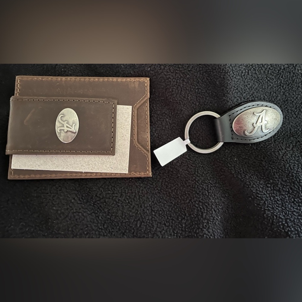University of Alabama key chain and wallet